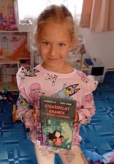 Strašidelný krámek, Hai Magdalena.jpg